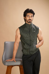 MB-CMS-SLEEVELESS-JACKET-ARMY-GREEN