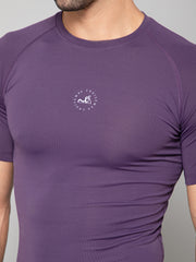 MINIMAL BUZZ LOGO DETAIL-COMPRESSION HALF SLEEVE T-SHIRT-PURPLE