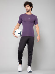 MINIMAL BUZZ LOGO DETAIL-COMPRESSION HALF SLEEVE T-SHIRT-PURPLE