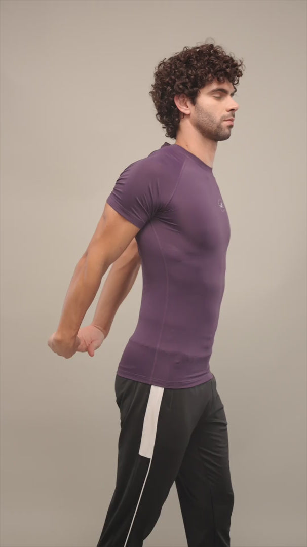 MINIMAL BUZZ LOGO DETAIL-COMPRESSION HALF SLEEVE T-SHIRT-PURPLE